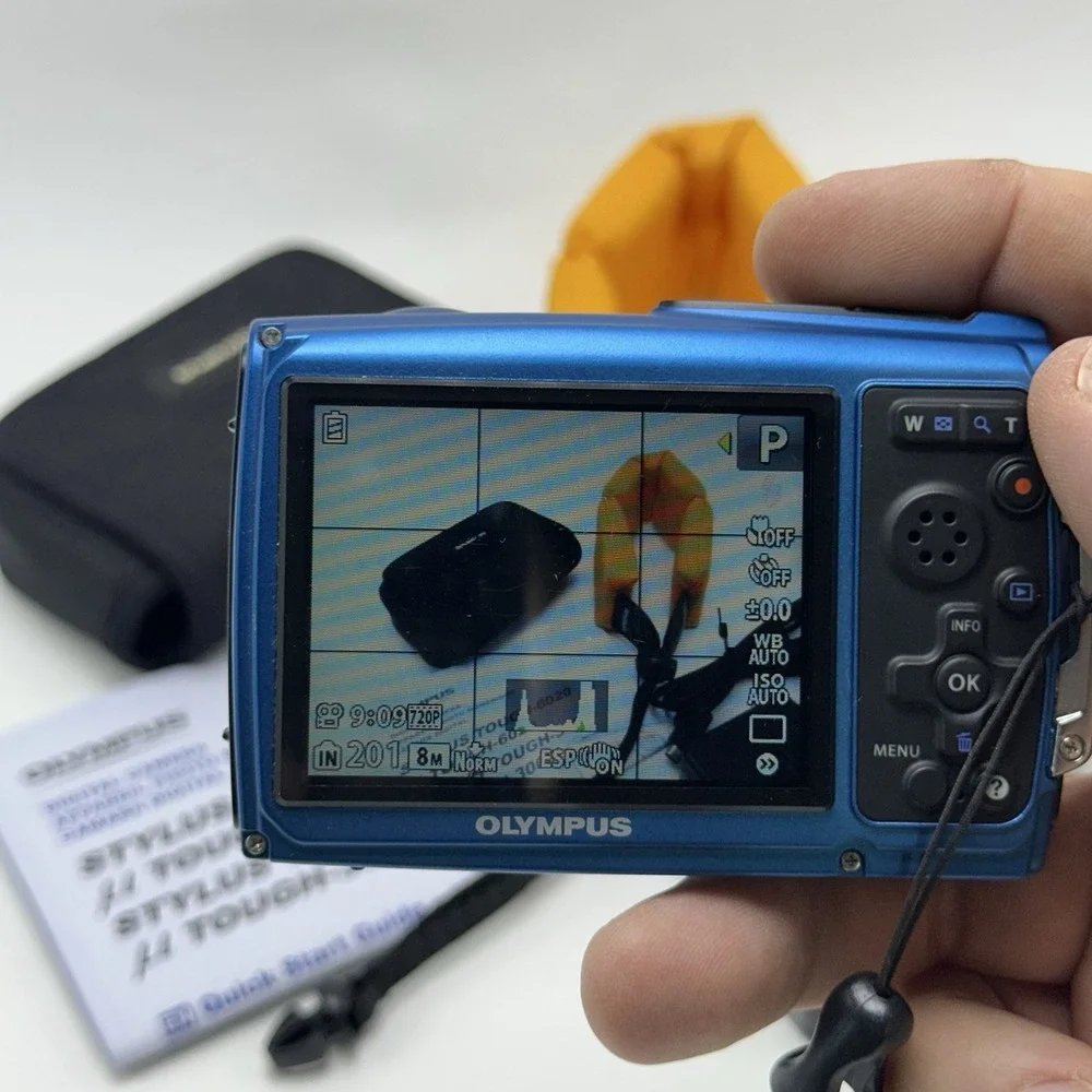 Olympus Stylus Tough-3000 Blue Digital Camera - 12.0 MP 3.6x Zoom - Tested‎